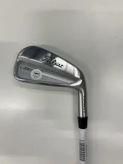 T100 Rauta-5 Teräs, Oikea, Stiff, True Temper AMT White S300